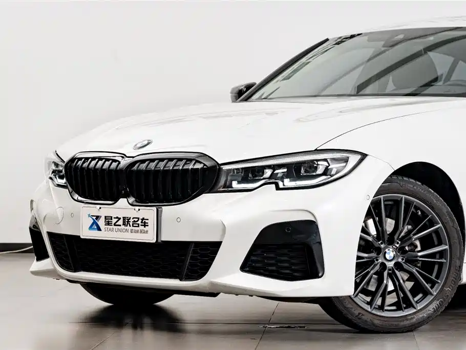 BMW 3 Series 2021 — фото 3