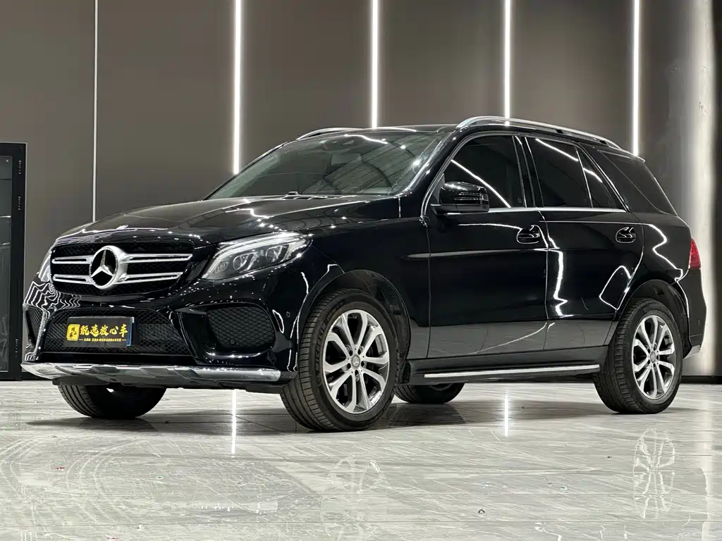 Mercedes-Benz GLE 2016 — фото 1