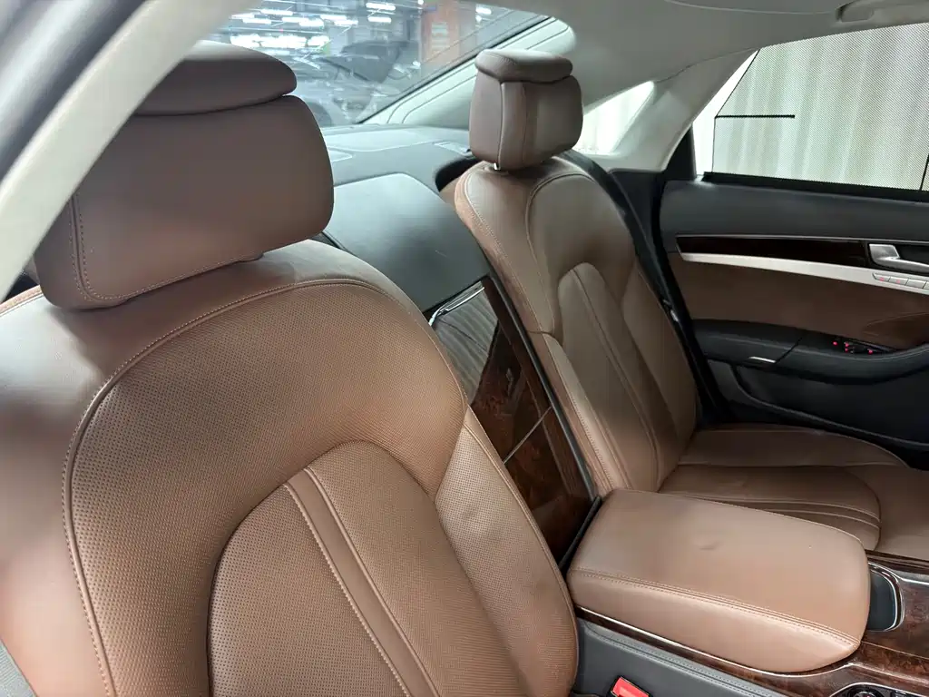 Audi A8 2013