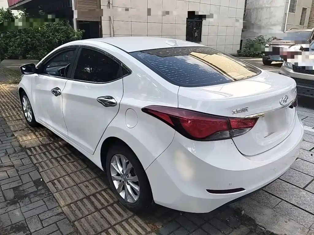 Hyundai Elantra Langdong 2016 — фото 5