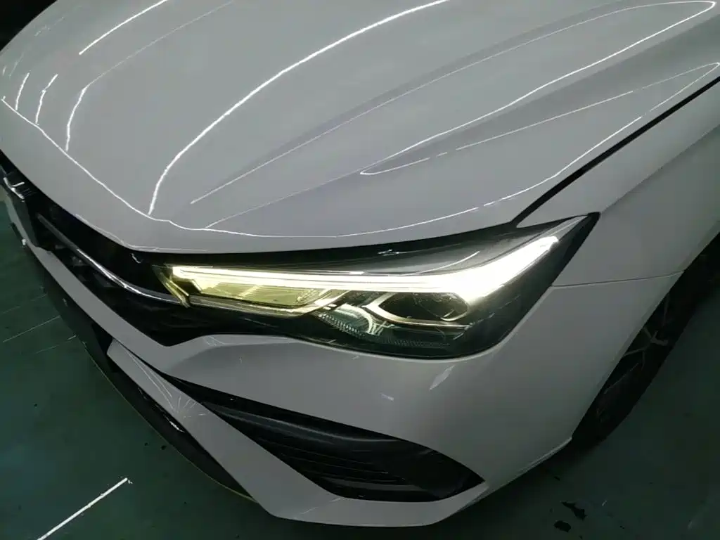 Roewe i5 2022 — фото 24