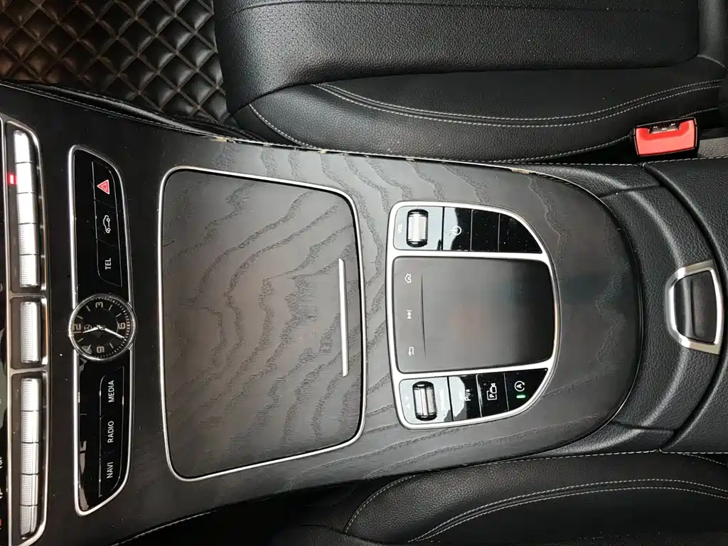 Mercedes-Benz E-Class 2020 — фото 14