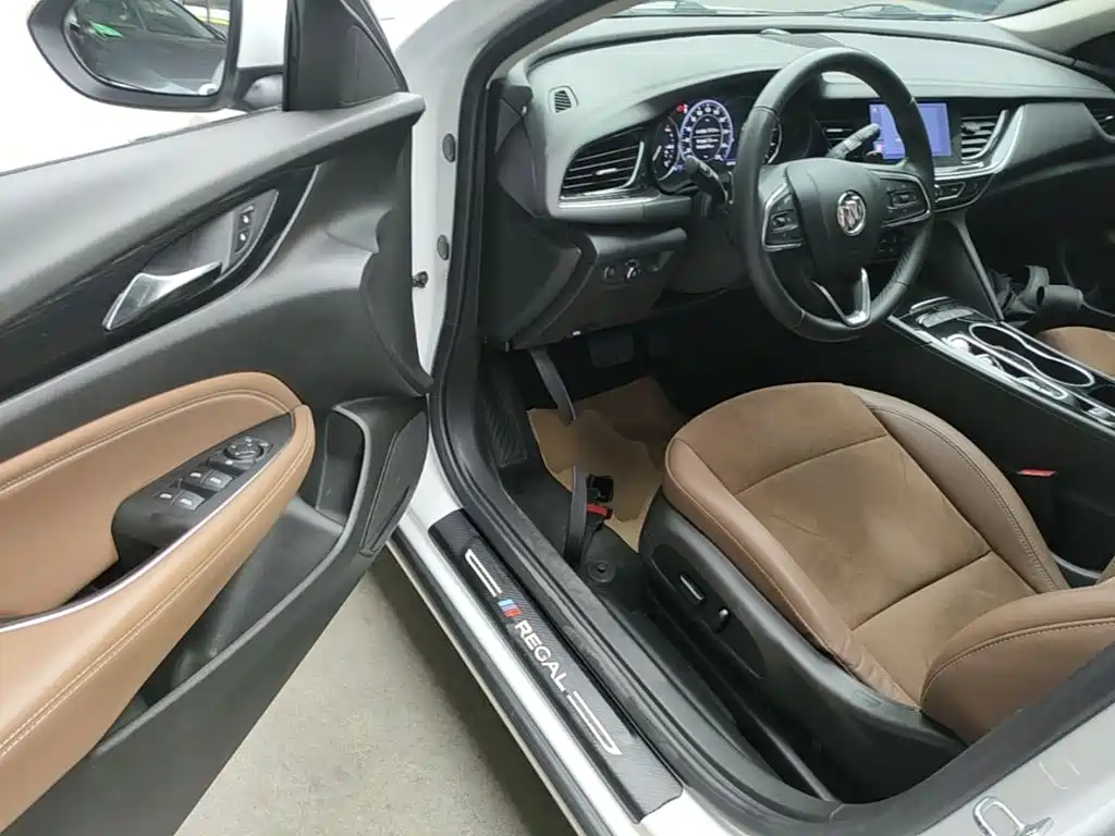 Buick Regal 2022 — фото 16