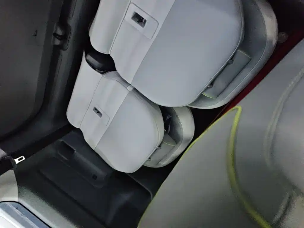 Baojun Kiwi EV 2021 — фото 17