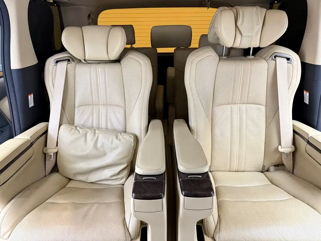 Toyota Alphard 2018 — фото 9