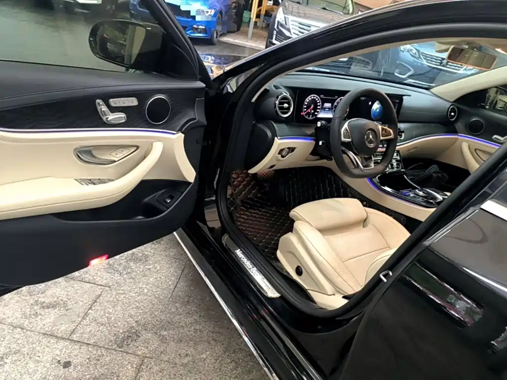 Mercedes-Benz E-Class 2017 — фото 16