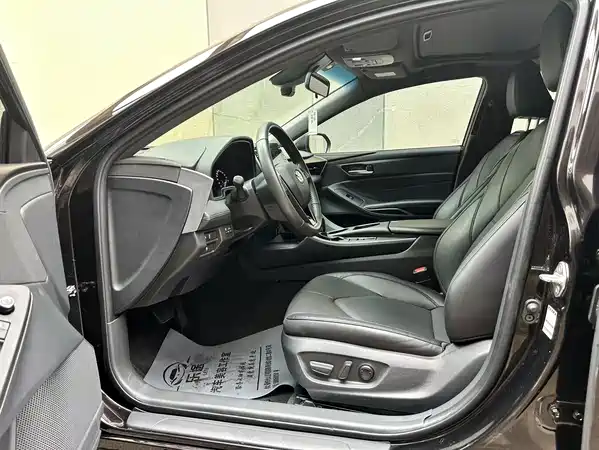 Toyota Avalon 2021