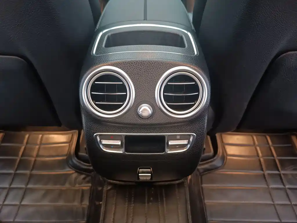 Mercedes-Benz GLC 2021 — фото 15