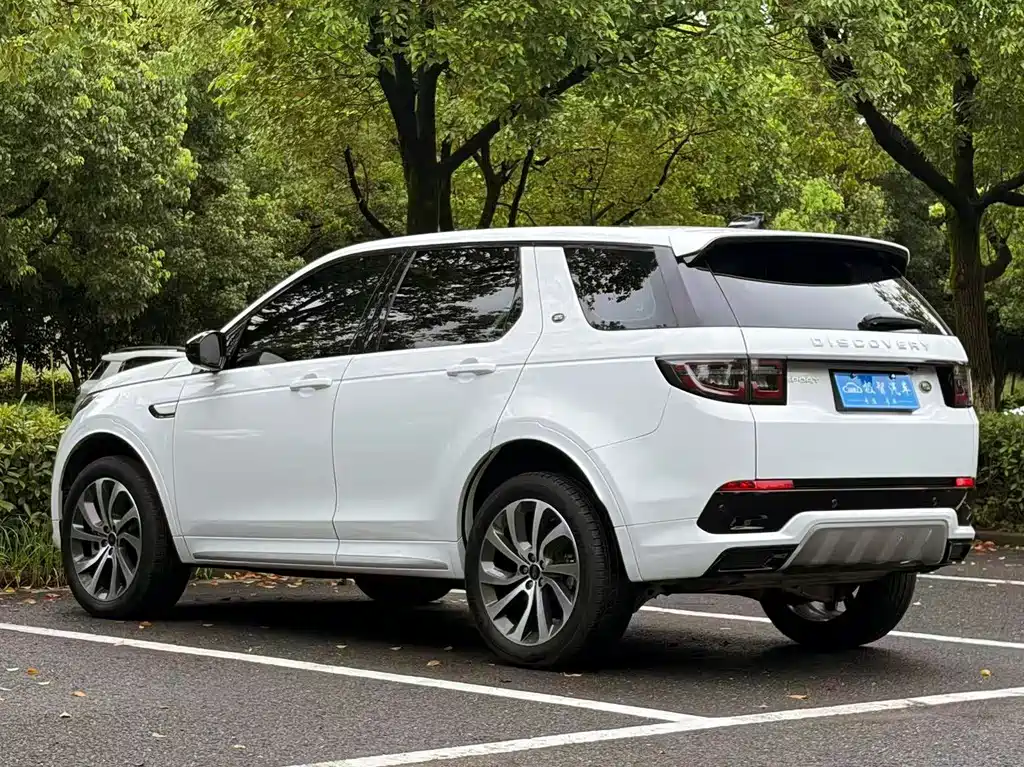 Land Rover Discovery Sport 2024 — фото 7