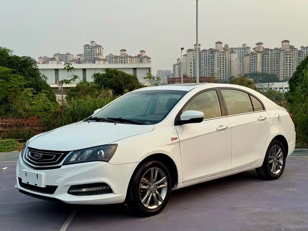 Geely Emgrand 2017 — фото 1