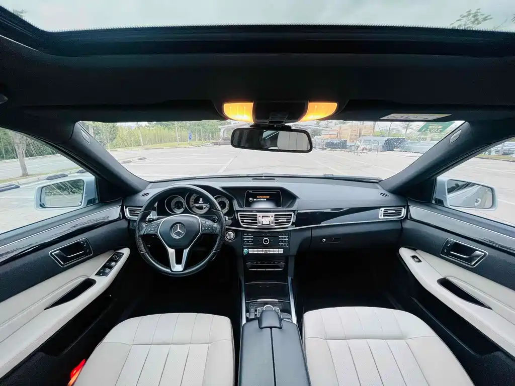 Mercedes-Benz E-Class 2015 — фото 14