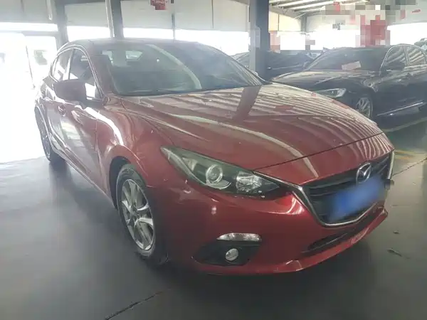 Mazda 3 Axela 2016