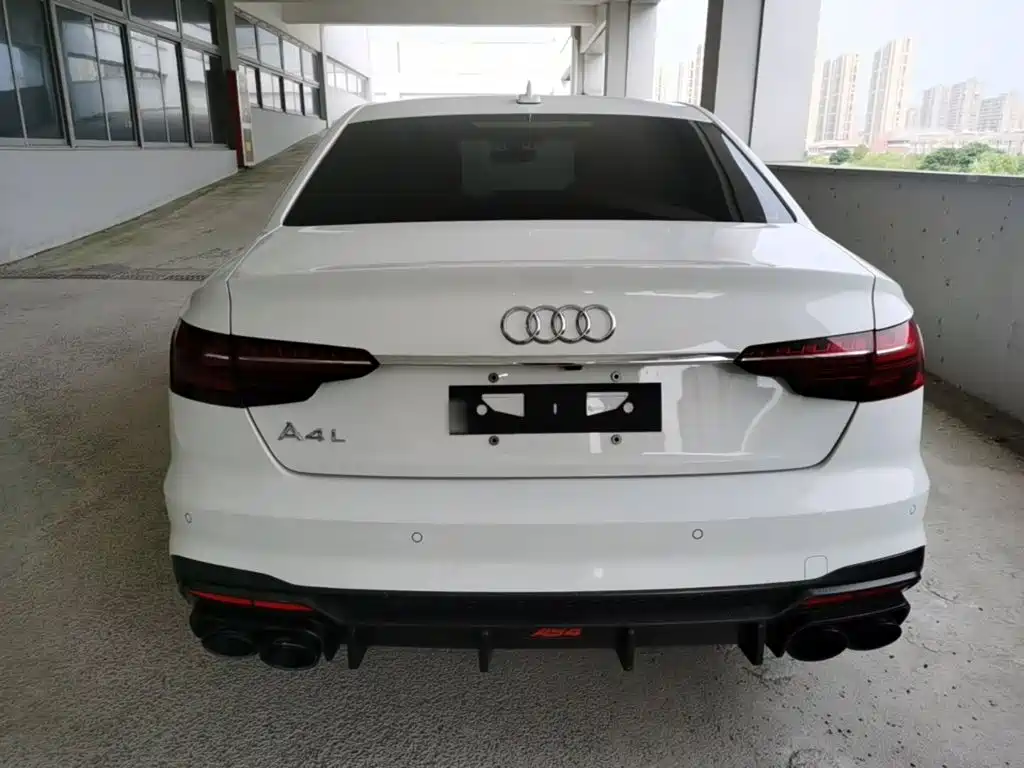 Audi A4L 2022