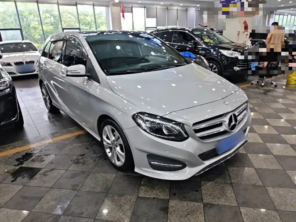 Mercedes-Benz B-Class 2015