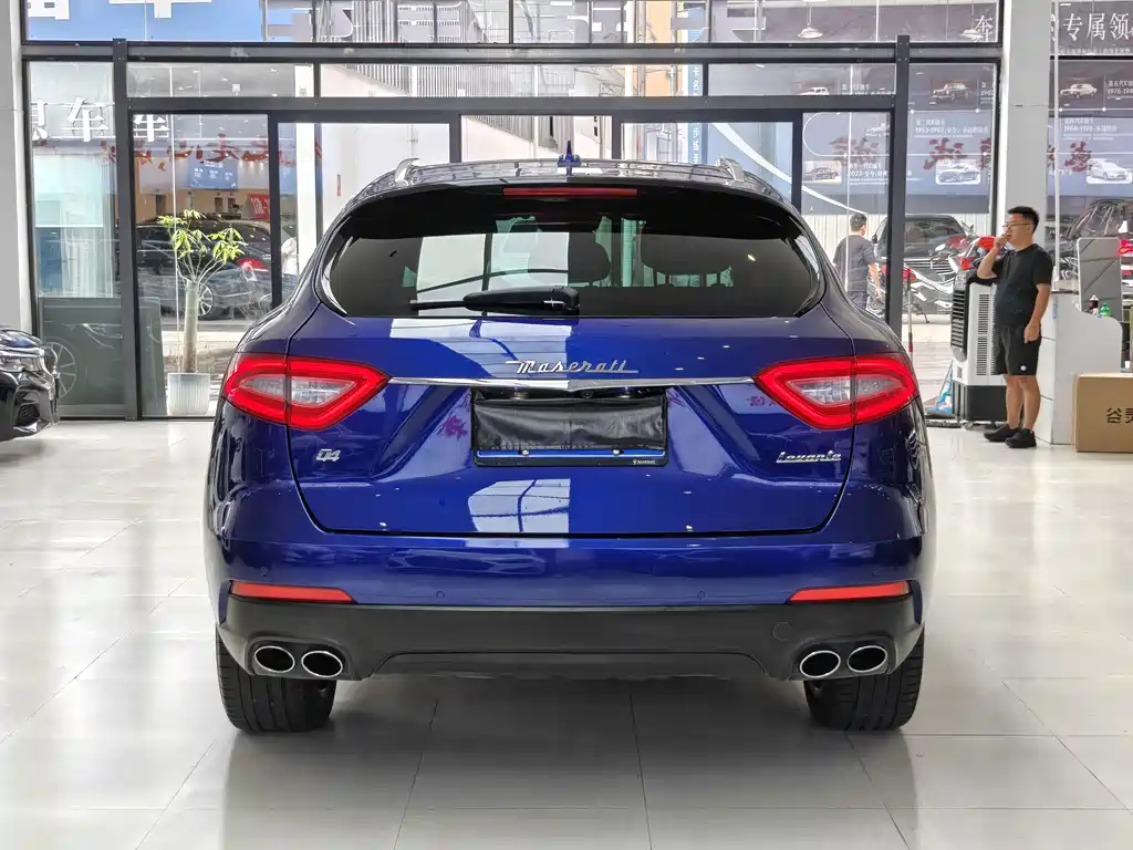 Maserati Levante 2018 — фото 4
