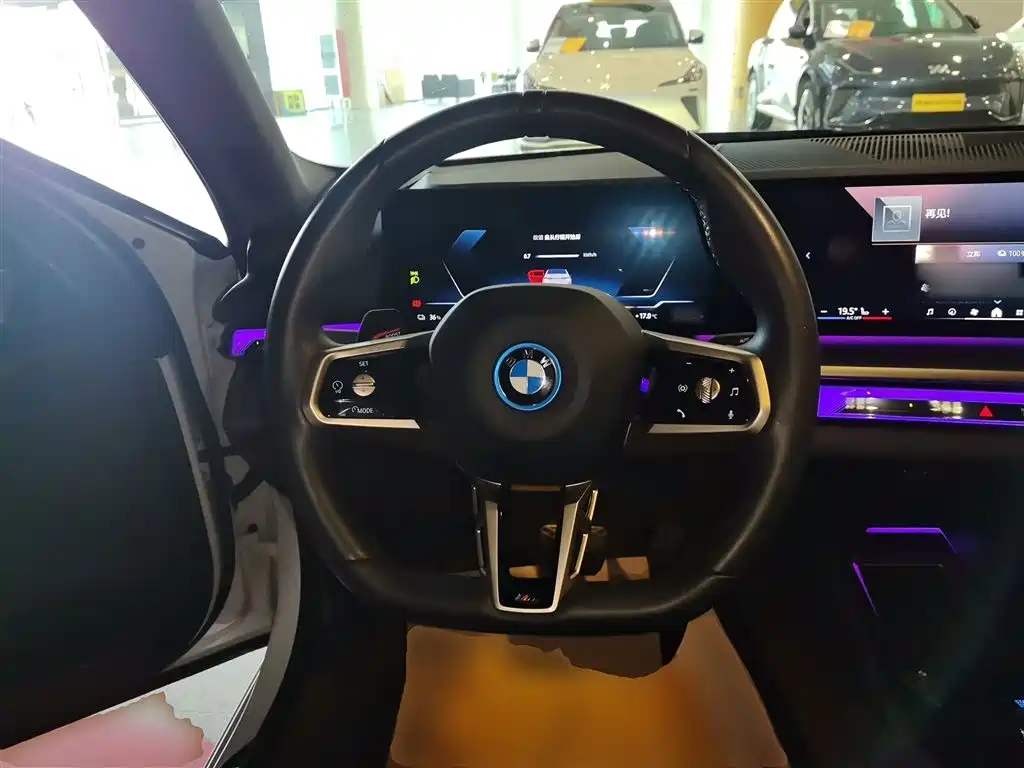 BMW i5 2024 — фото 11