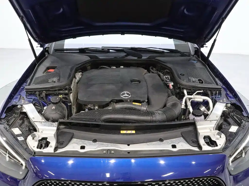 Mercedes-Benz E-Class 2021 — фото 20