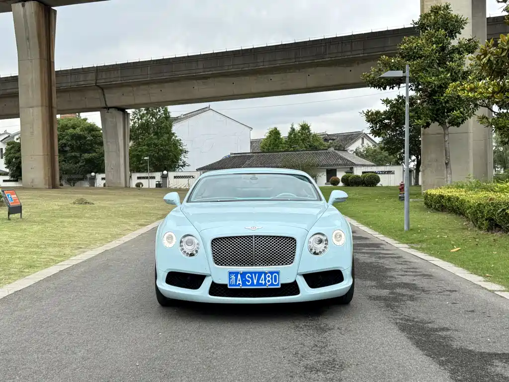 Bentley Continental 2013 — фото 2