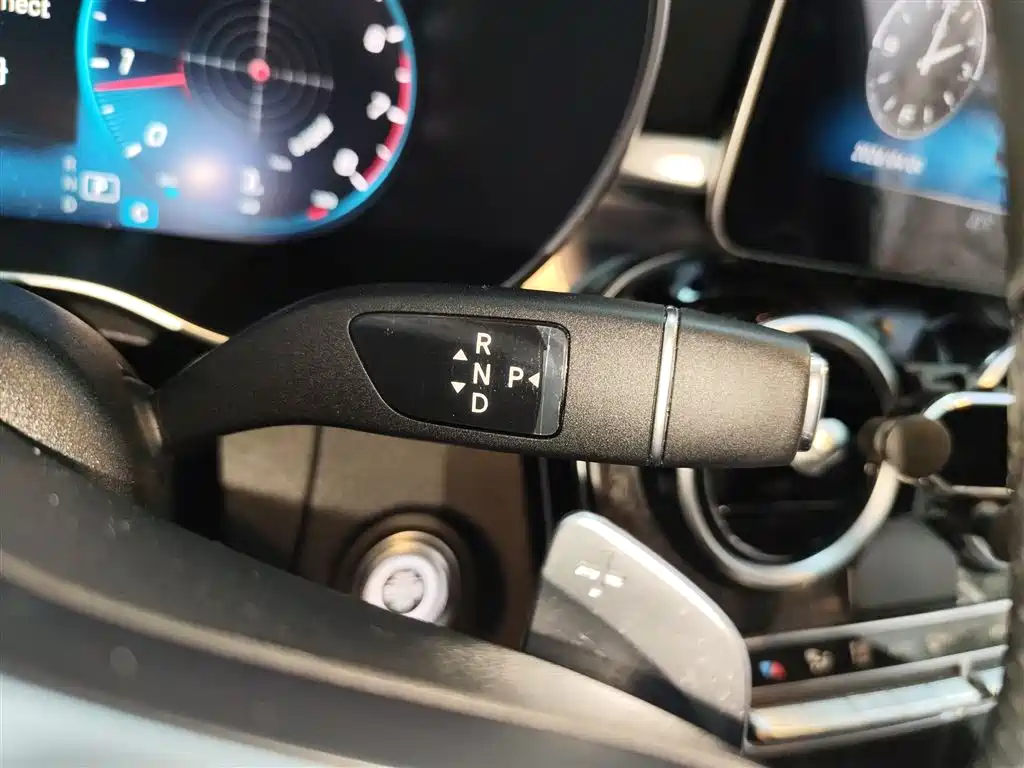 Mercedes-Benz C-Class 2020 — фото 14