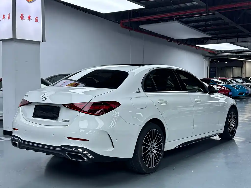 Mercedes-Benz C-Class 2023 — фото 19