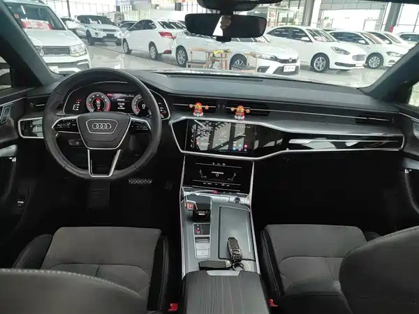 Audi A6L 2023
