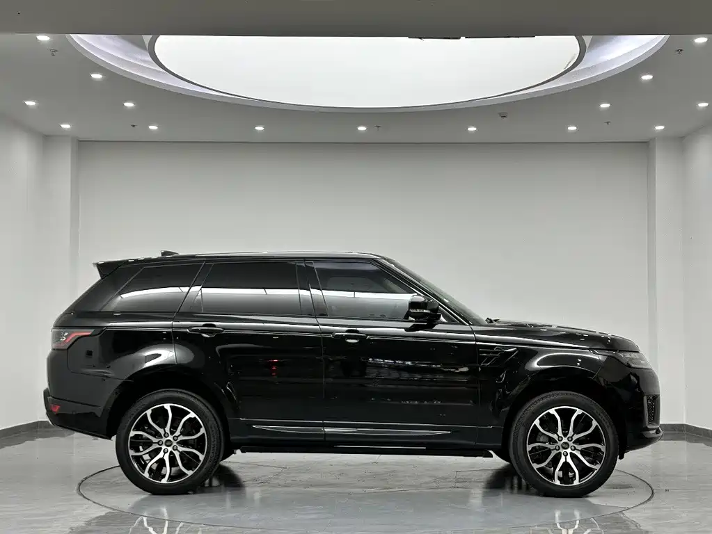 Land Rover Range Rover Sport 2022 — фото 4