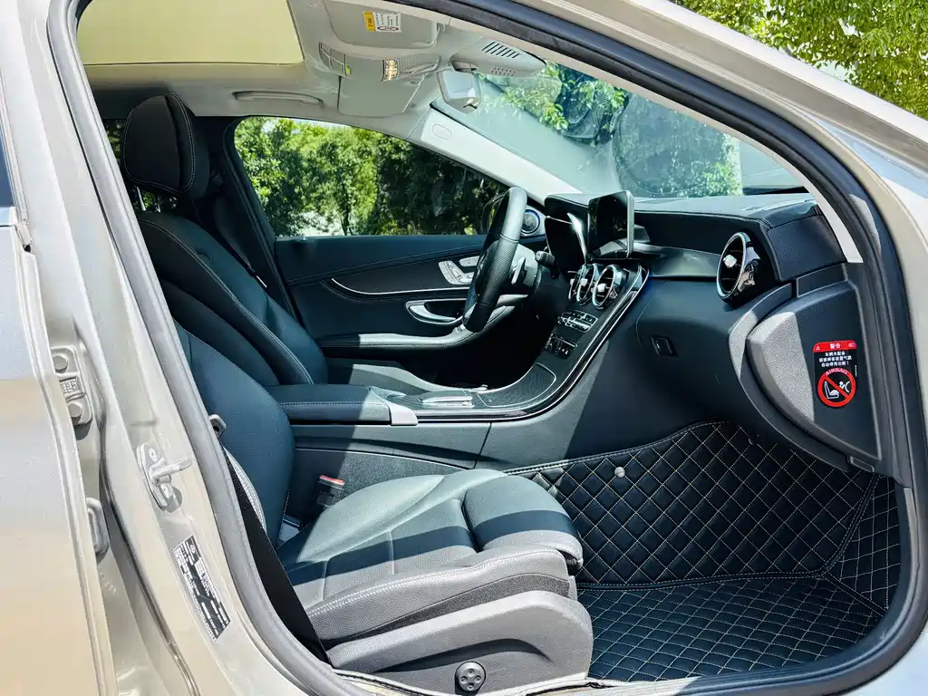 Mercedes-Benz C-Class 2020 — фото 9
