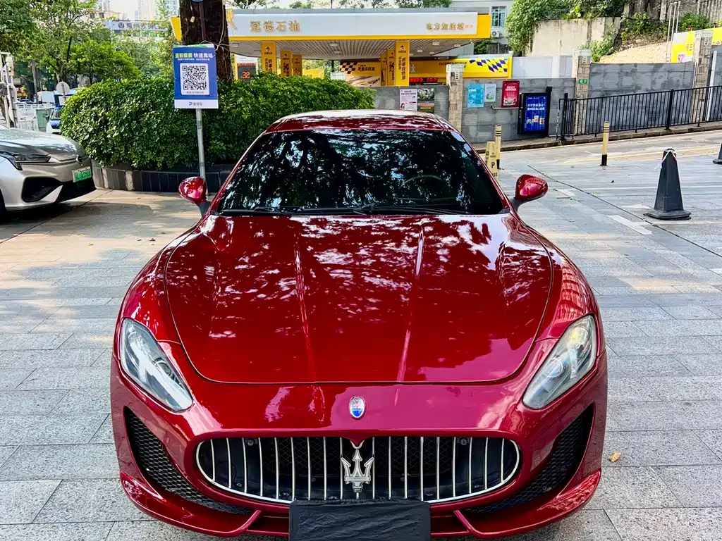 Maserati Granturismo 2015 — фото 2
