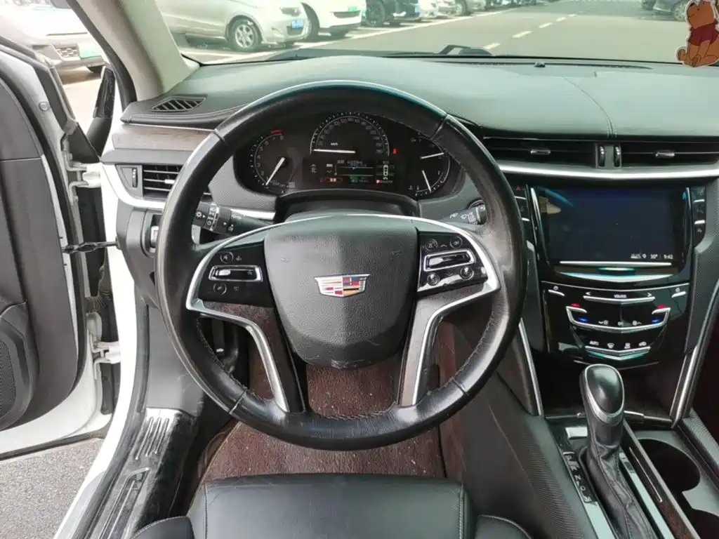 Cadillac XTS 2019 — фото 11
