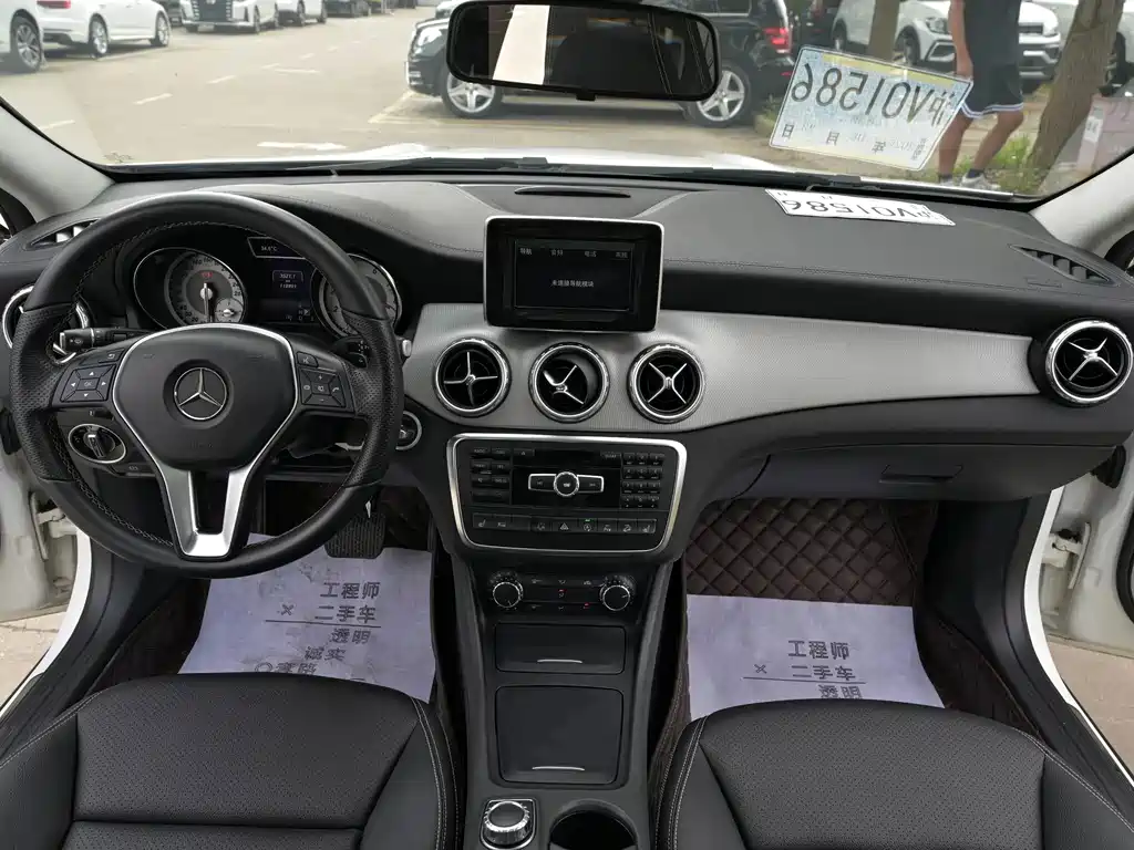 Mercedes-Benz GLA 2015 — фото 6