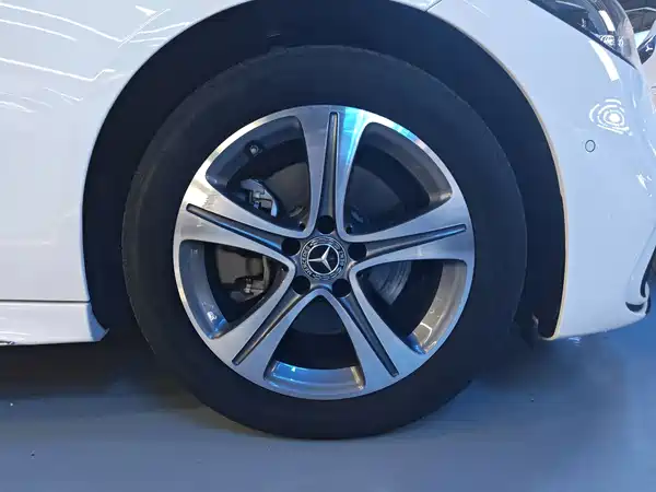 Mercedes-Benz C-Class 2022