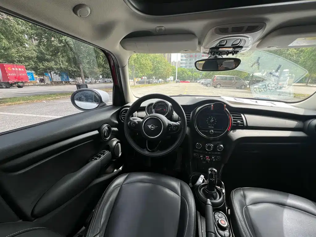 MINI MINI 2021