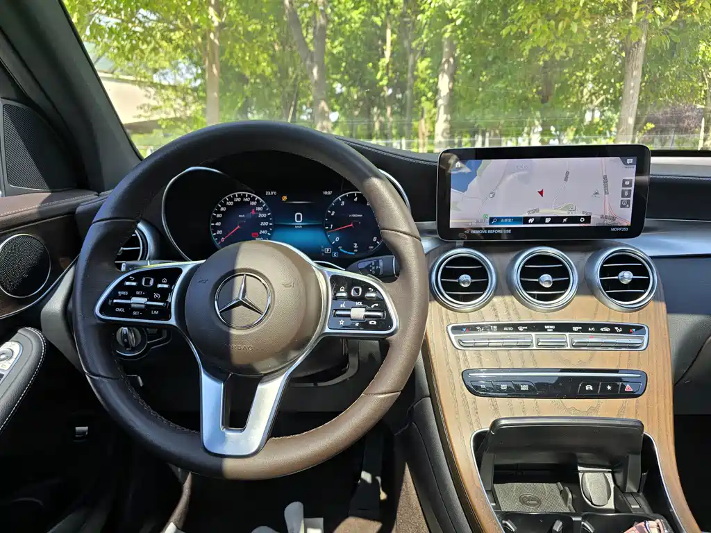Mercedes-Benz GLC 2023 — фото 14