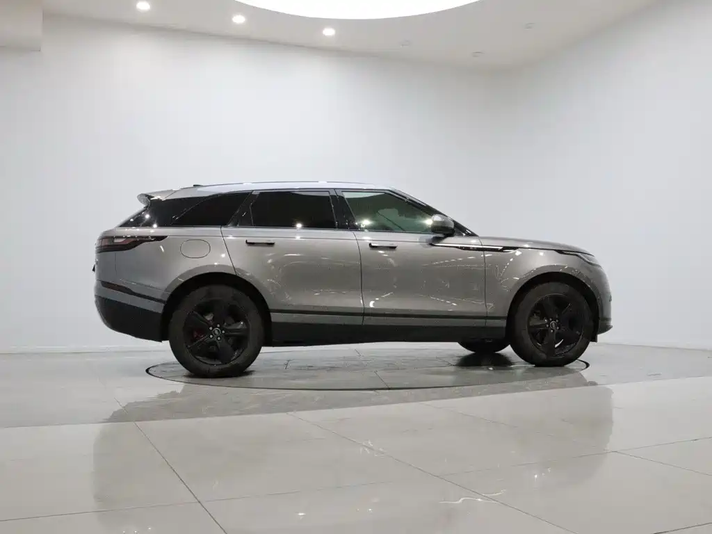 Land Rover Range Rover Velar 2023 — фото 7