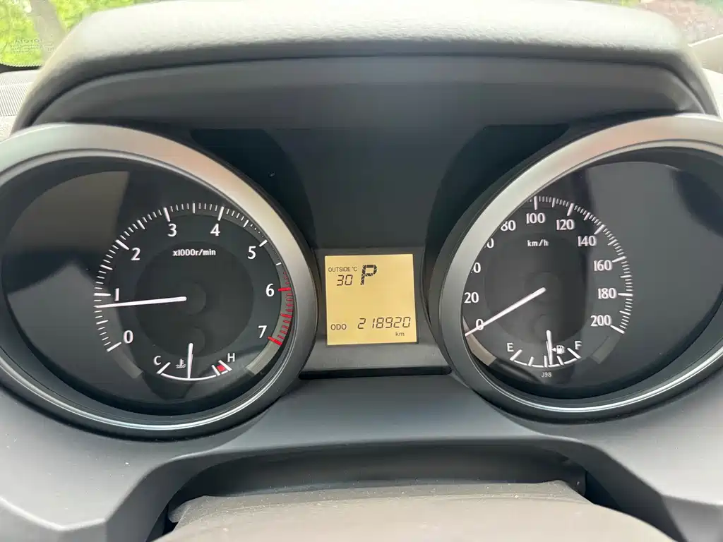 Toyota Prado 2016 — фото 10