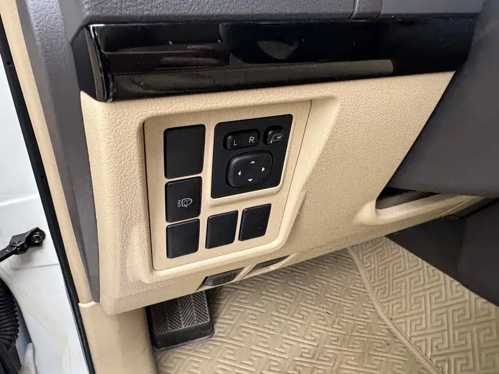 Toyota Prado 2016 — фото 20