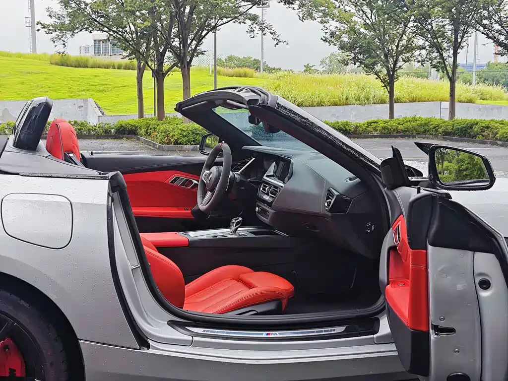 BMW Z4 2022 — фото 15