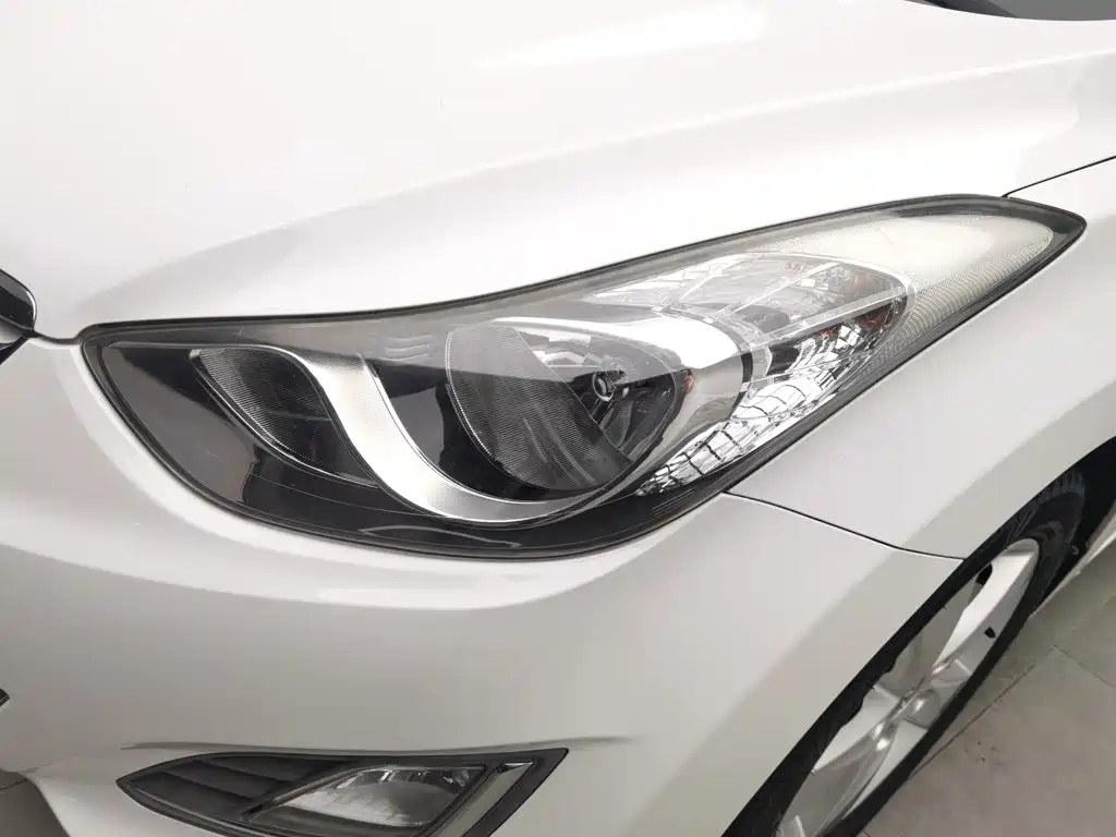 Hyundai Elantra 2014