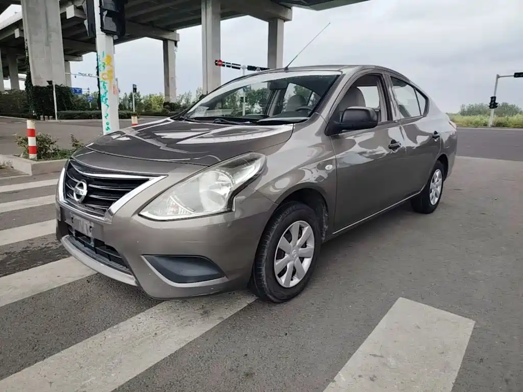 Nissan Sunny 2017 — фото 1