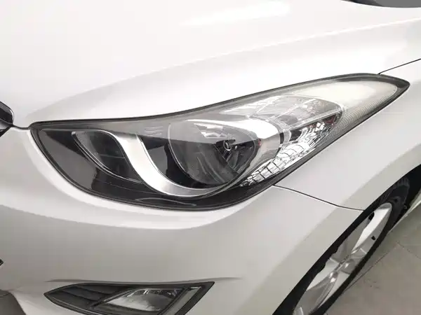 Hyundai Elantra Langdong 2014