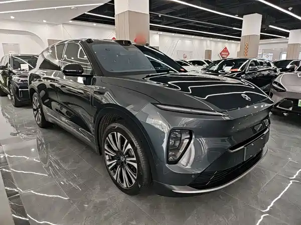 NIO ES8 2023