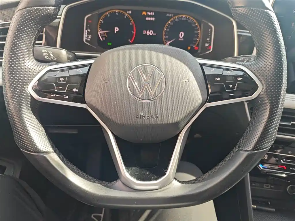 Volkswagen Tiguan L 2023 — фото 7