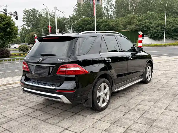 Mercedes-Benz M-Class 2014
