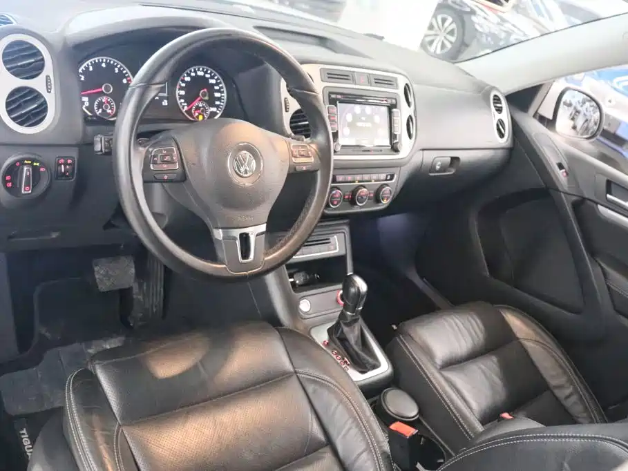 Volkswagen Tiguan 2017 — фото 10