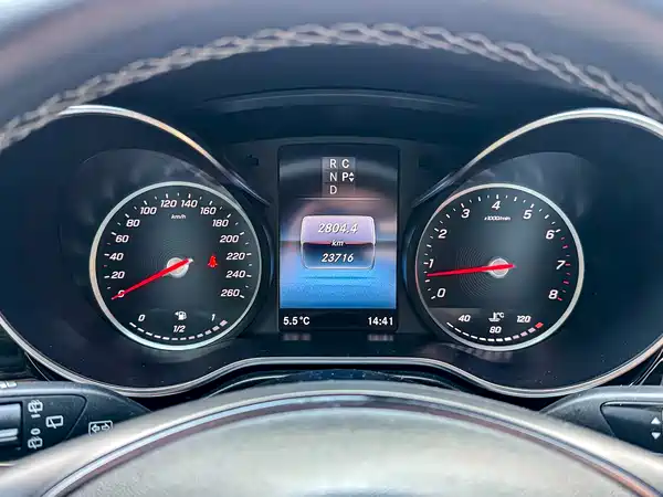 Mercedes-Benz V-Class 2023
