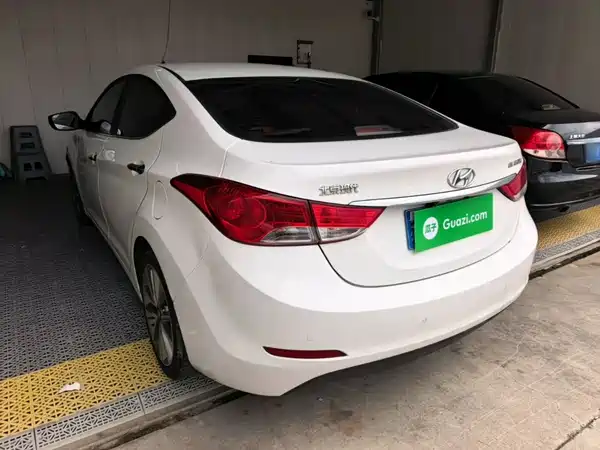 Hyundai Elantra Langdong 2015
