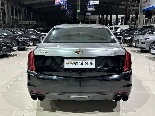 Cadillac CT6 2017