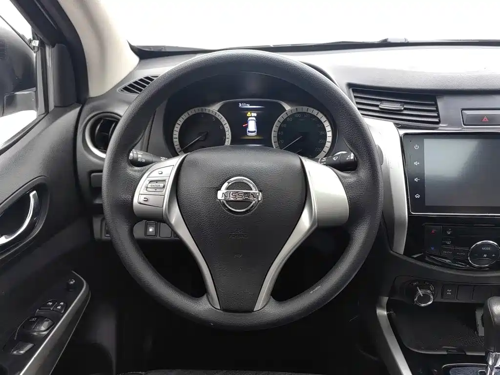 Nissan Terra 2021 — фото 11