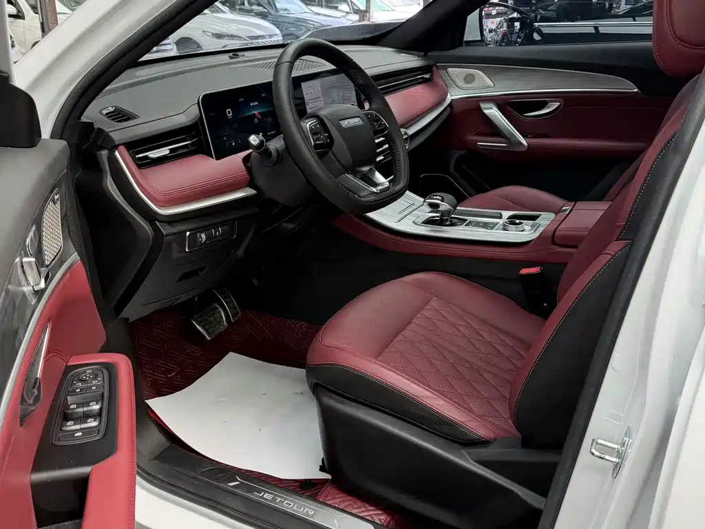 Jetour Jietu X70 PLUS 2023 — фото 10