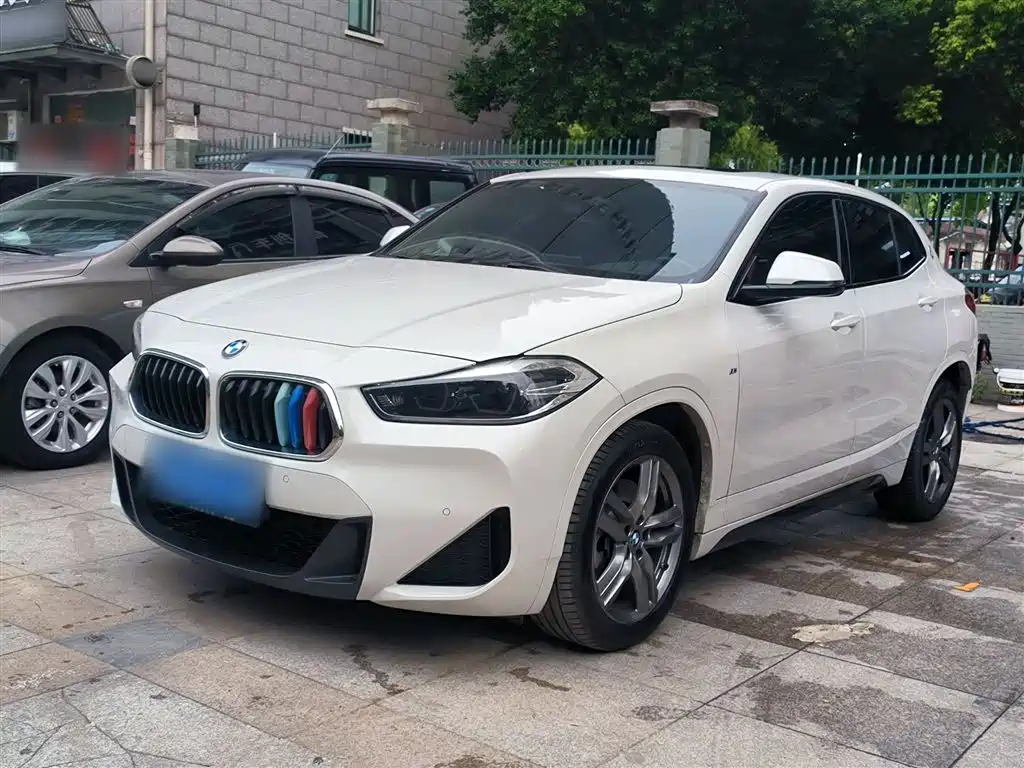 BMW X2 2020 — фото 1